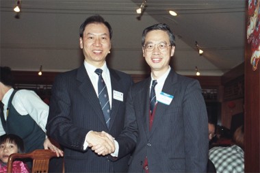 agm_pres