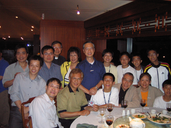 WYK Students Visit 7-15-04 018