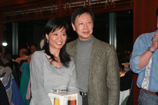 2009AGM-0105
