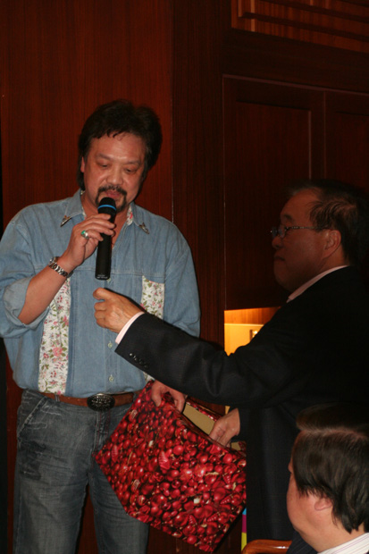2009AGM-0108